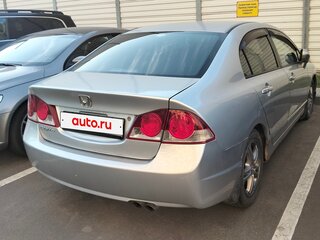2007 Honda Civic VIII, серебристый, 570000 рублей, вид 1