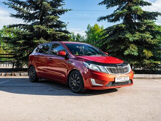 2013 Kia Rio 4-speed III, красный, 805000 рублей, вид 1