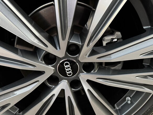 2022 Audi A6 45 TFSI V (C8) Рестайлинг, белый, 6600000 рублей - вид 19