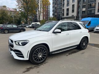 2022 Mercedes-Benz GLE 450 II (V167), белый, 9900000 рублей, вид 1
