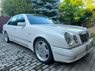 1998 Mercedes-Benz E-Класс 200 II (W210, S210), белый, 1400000 рублей, вид 1