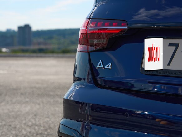 2020 Audi A4 35 TFSI V (B9) Рестайлинг, синий, 3440000 рублей - вид 6