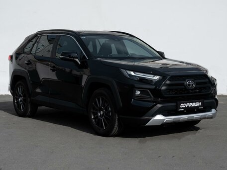 Toyota RAV4 V (XA50)