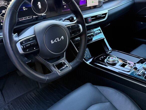 2024 Kia K5 III, чёрный, 3675000 рублей - вид 19