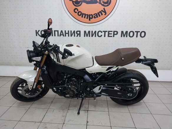 2025 Yamaha XSR900, бежевый, 1289000 рублей - вид 1