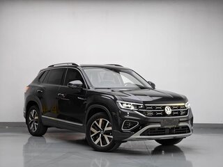 2023 Volkswagen Tayron I Рестайлинг, чёрный, 1800000 рублей, вид 1