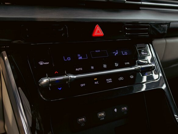 2021 Kia Carnival IV, чёрный, 2995000 рублей - вид 15