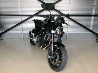 2025 BMW F 900 R, чёрный, 1277000 рублей, вид 3