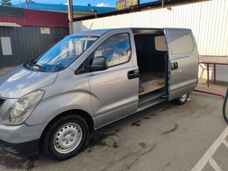 2012 Hyundai H-1 II, серый, 1000000 рублей, вид 4