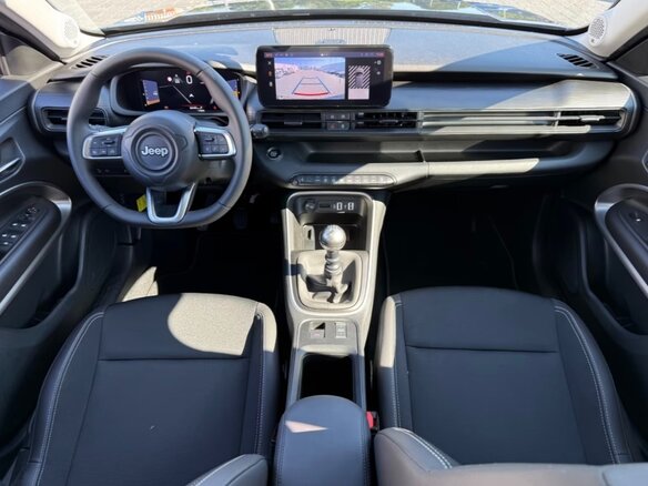 2024 Jeep Avenger, чёрный, 2015000 рублей - вид 20
