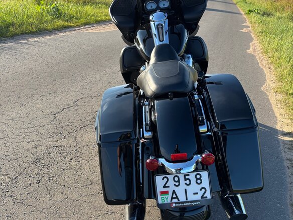 2019 Harley-Davidson Road Glide, чёрный, 1400000 рублей - вид 6