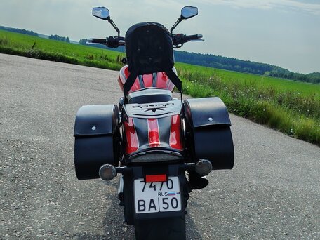 2010 Yamaha XV 1900, красный, 750000 рублей, вид 4