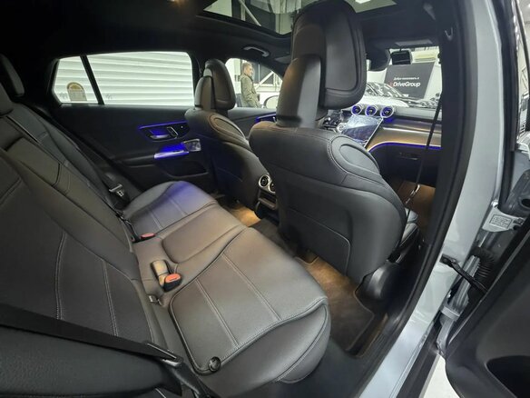 2025 Mercedes-Benz GLC Coupe 300 II (C254), серебристый, 9000000 рублей - вид 12