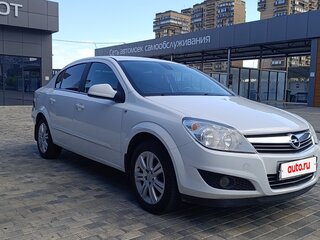 2011 Opel Astra H Рестайлинг, белый, 650000 рублей, вид 3