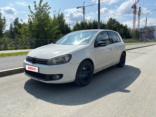 2011 Volkswagen Golf VI, белый, 700000 рублей, вид 1