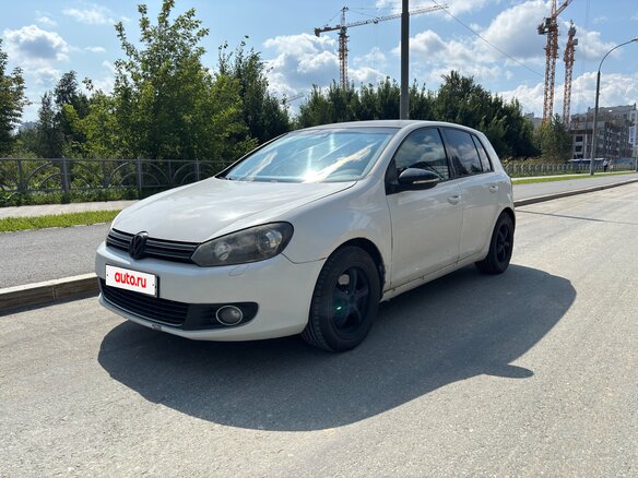 2011 Volkswagen Golf VI, белый, 795000 рублей