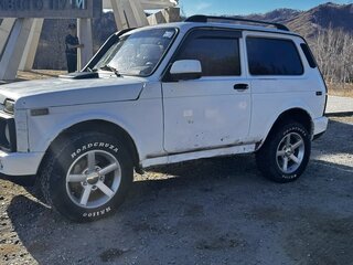 2011 Lada (ВАЗ) 2121 (4x4) I Рестайлинг, белый, 360000 рублей, вид 1