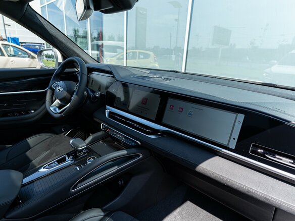 2026 Geely Monjaro I, белый, 4954990 рублей - вид 37