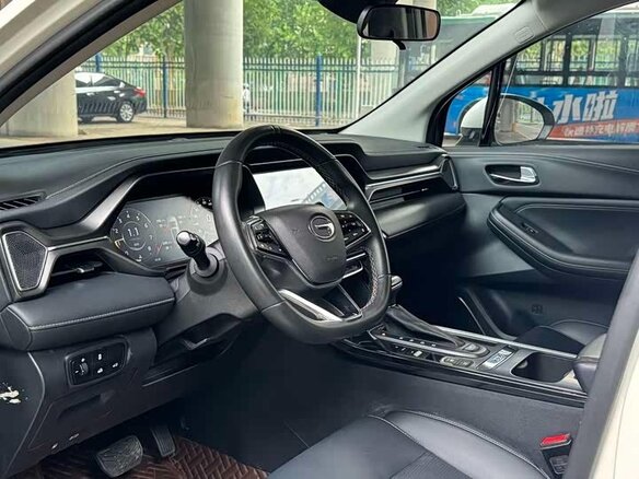 2022 GAC Trumpchi GS4 II Рестайлинг, белый - вид 6