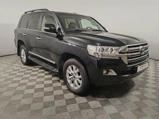 2015 Toyota Land Cruiser 200 Series Рестайлинг 2, чёрный, 4800000 рублей, вид 3