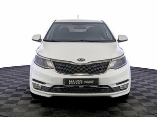 2015 Kia Rio III Рестайлинг, белый, 1250000 рублей, вид 2