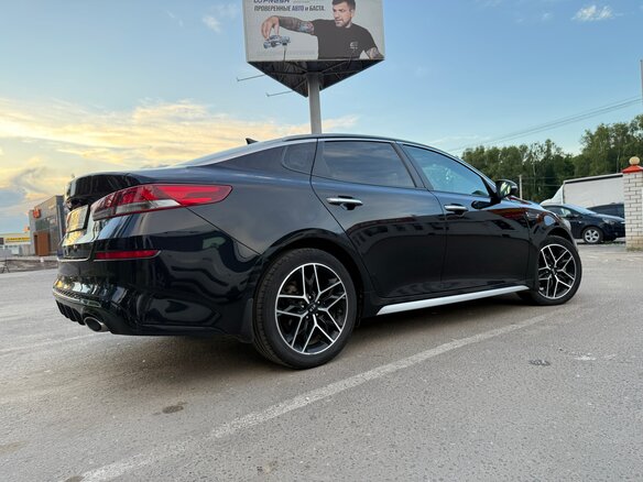 2019 Kia Optima IV Рестайлинг, чёрный, 1795000 рублей - вид 5
