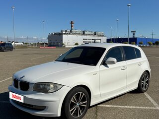 2011 BMW 1 серии 116i I (E81/E82/E87/E88) Рестайлинг, белый, 650000 рублей, вид 1