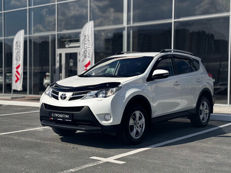 Toyota RAV4 IV (XA40)