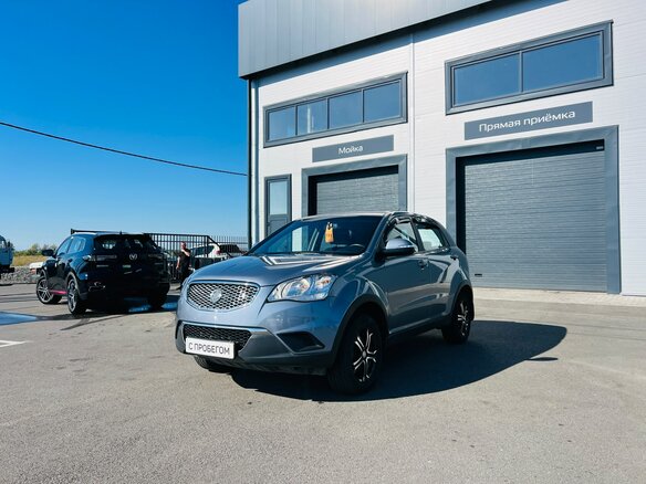 2013 SsangYong Actyon II, серый - вид 2