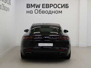 2020 Porsche Panamera 4 II, чёрный, 7690000 рублей, вид 4
