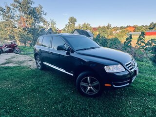 2004 Volkswagen Touareg I, чёрный, 800000 рублей, вид 5