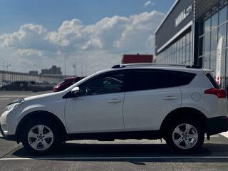 2015 Toyota RAV4 IV (XA40), белый, 1720000 рублей, вид 5