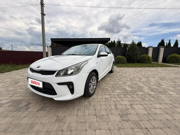 2020 Kia Rio IV, белый, 1150000 рублей - вид 4