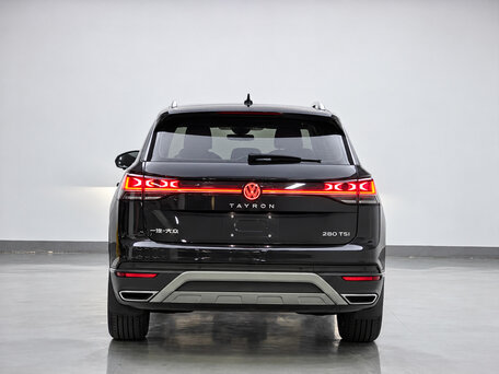 2023 Volkswagen Tayron I Рестайлинг, серый, 2470000 рублей, вид 3