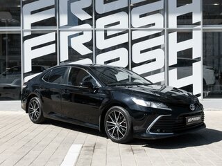 2021 Toyota Camry VIII (XV70) Рестайлинг, чёрный, 2750000 рублей, вид 1