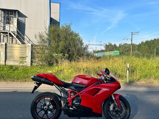 2011 Ducati 848, красный, 700000 рублей, вид 2
