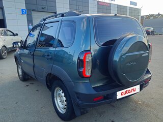 2015 Chevrolet Niva I Рестайлинг, серый, 399999 рублей, вид 4