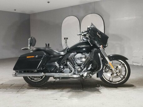 2014 Harley-Davidson Street Glide, чёрный, 1050000 рублей, вид 1
