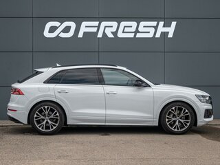 2019 Audi Q8 55 TFSI I (4M), белый, 4470000 рублей, вид 5