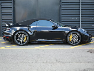 2021 Porsche 911 Turbo S VIII (992), чёрный, 26990000 рублей, вид 4