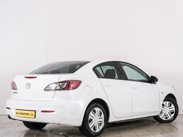 2013 Mazda 3 II (BL) Рестайлинг, белый, 849000 рублей - вид 5