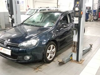 2011 Volkswagen Golf VI, синий, 774000 рублей, вид 1
