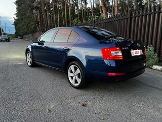 2016 Skoda Octavia III (A7), синий, 1560000 рублей, вид 3