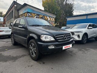 2001 Mercedes-Benz M-Класс 500 I (W163) Рестайлинг, синий, 720000 рублей, вид 2