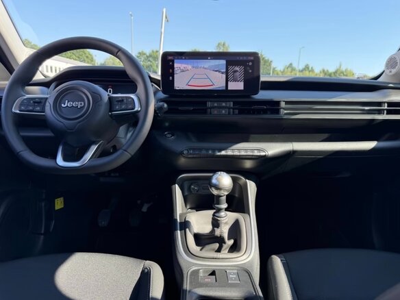 2024 Jeep Avenger, чёрный, 2015000 рублей - вид 19