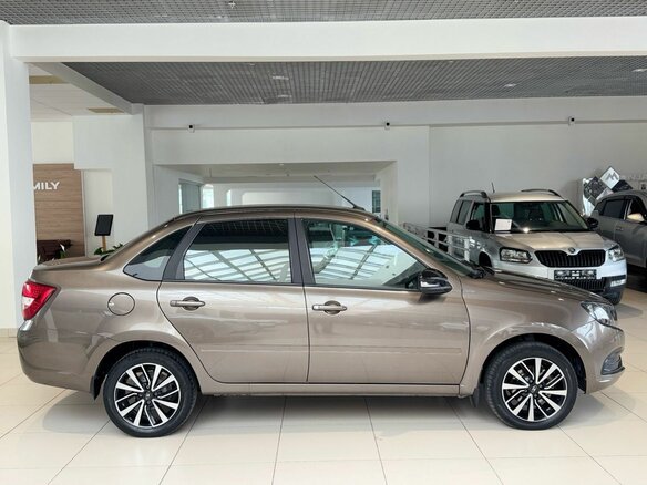 2024 Lada (ВАЗ) Granta I Рестайлинг, коричневый, 890000 рублей - вид 6