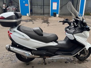 2013 Suzuki Burgman (SkyWave) 650, белый, 550000 рублей, вид 4