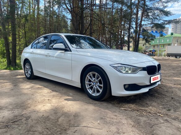 2013 BMW 3 серии 316i VI (F3x), белый, 1350000 рублей