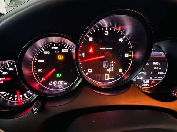 2017 Porsche Cayenne Diesel II Рестайлинг (958), чёрный, 4500000 рублей - вид 9