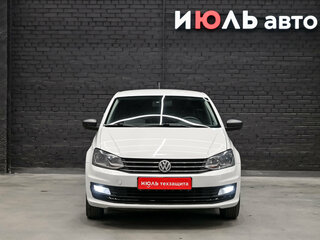 2017 Volkswagen Polo V Рестайлинг, белый, 800000 рублей, вид 2